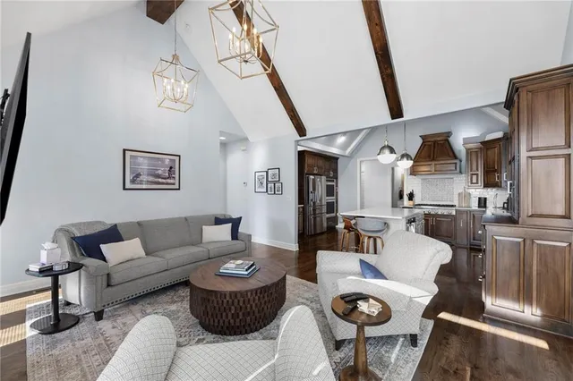 $849,000 | 7874 Howe Circle, Prairie Village, KS 66208