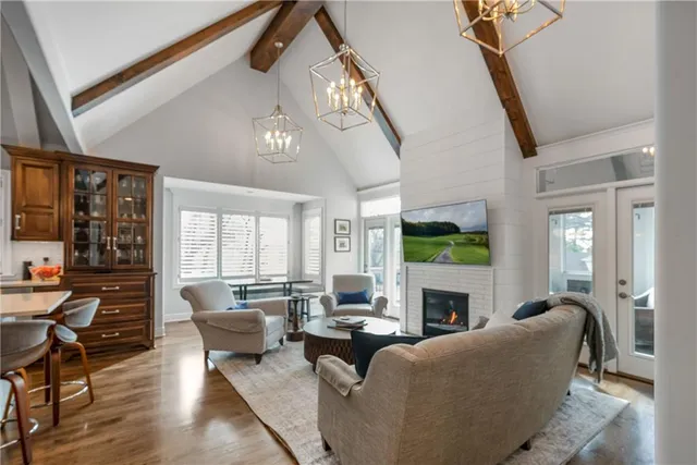 $849,000 | 7874 Howe Circle, Prairie Village, KS 66208