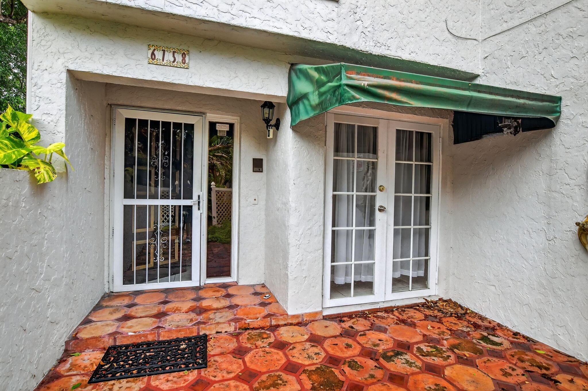 6758 Canary Palm Circle Boca Raton, FL 33433 - Photo 4 of 55 2-web-or-mls-001_DSC_1201