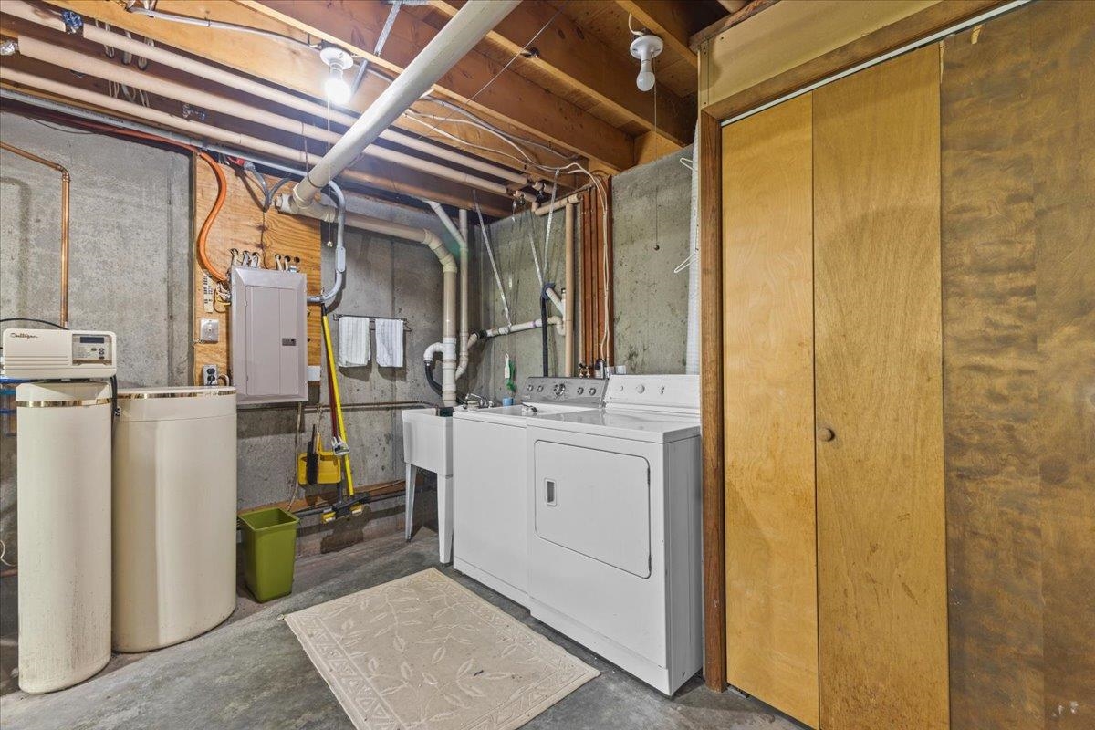 215 Highway 7 Milton, VT 05468 - Photo 29 of 47