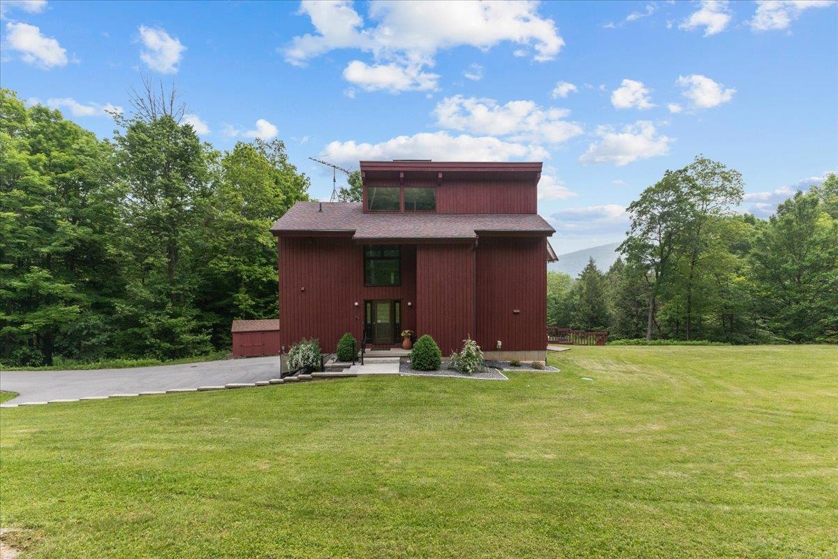 215 Highway 7 Milton, VT 05468 - Photo 5 of 47