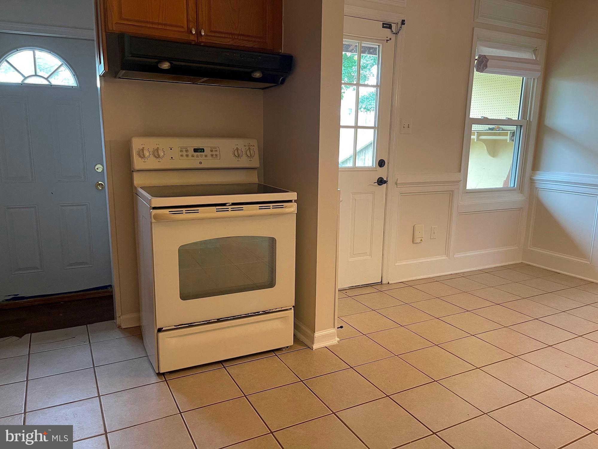 9831 Buckner Road Manassas, VA 20110 - Photo 8 of 25 Gallery Image 8