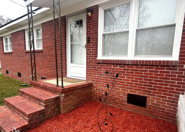 $279,000 | 426 Clarine Drive, Goose Creek, SC 29445