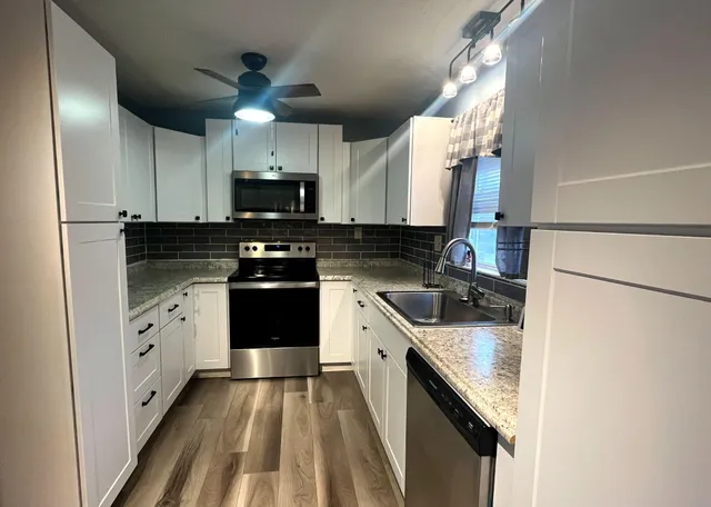 $279,000 | 426 Clarine Drive, Goose Creek, SC 29445