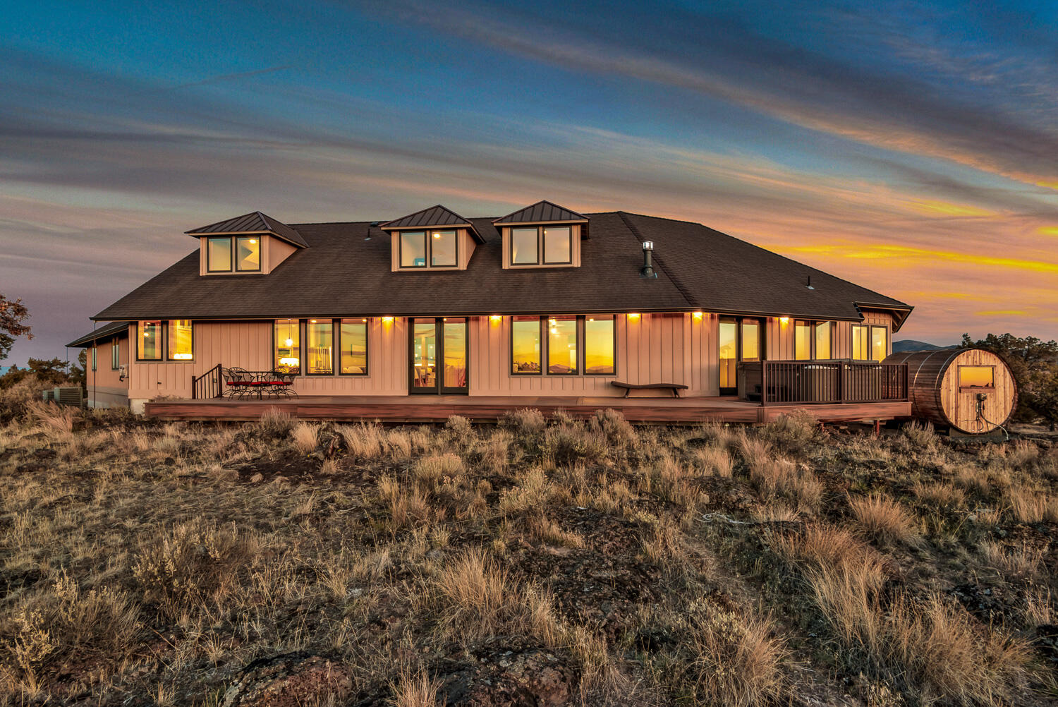 11039 Southwest Ranch Road Powell Butte, OR 97753 - Photo 46 of 46 Twilight