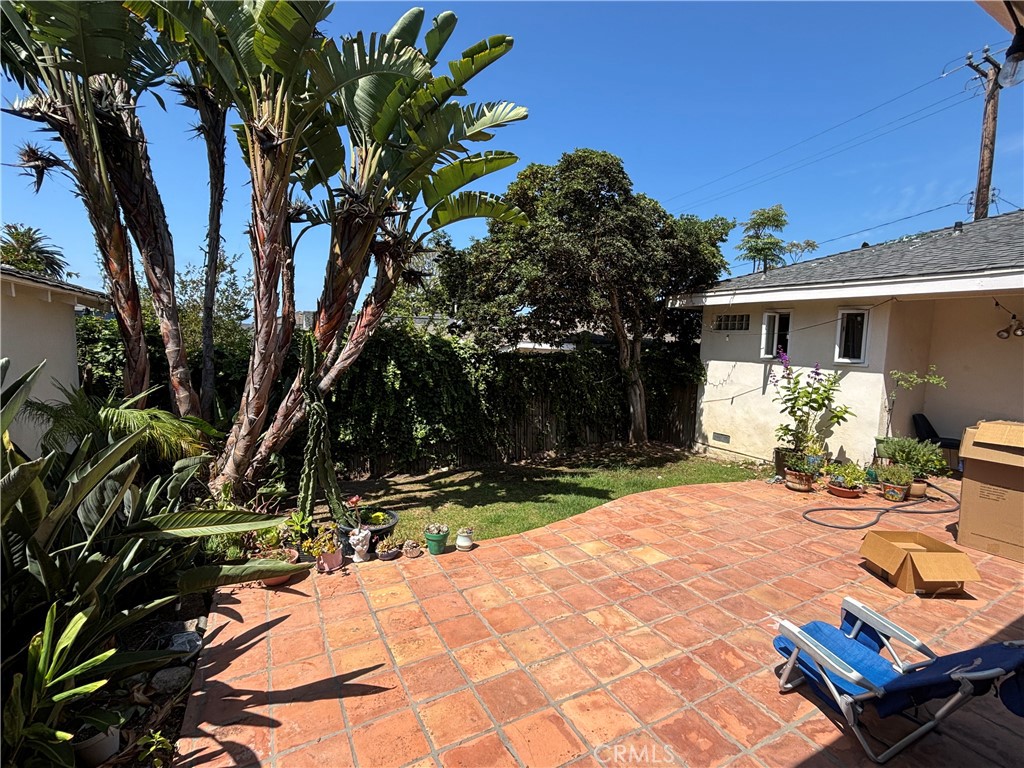 591 Mountain Road Laguna Beach, CA 92651 - Photo 3 of 17