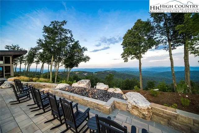 $299,000 | 1319 Roundleaf Lane, Ferguson, NC 28624