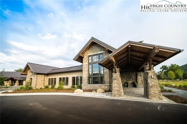 $299,000 | 1319 Roundleaf Lane, Ferguson, NC 28624