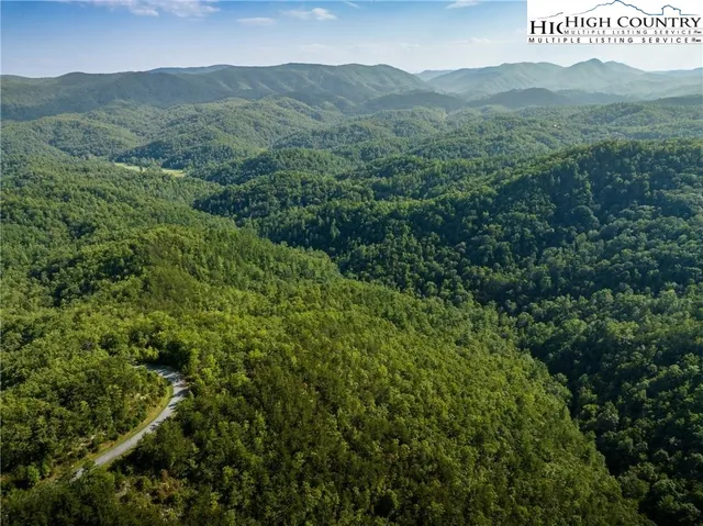 $299,000 | 1319 Roundleaf Lane, Ferguson, NC 28624