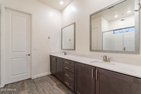 $2,300 | 2811 West Pollack Street, Phoenix, AZ 85041