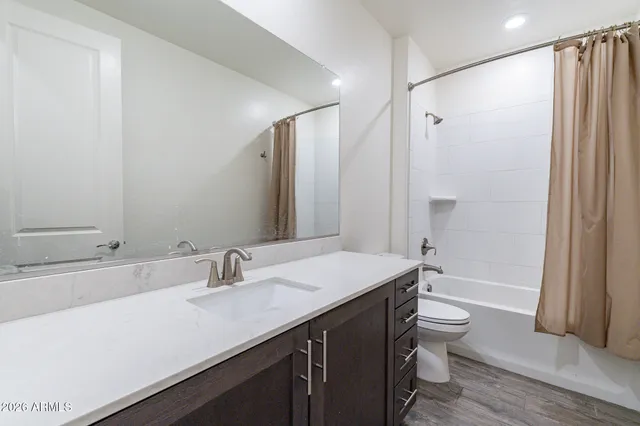 $2,300 | 2811 West Pollack Street, Phoenix, AZ 85041