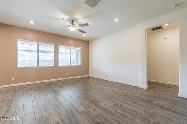 $2,300 | 2811 West Pollack Street, Phoenix, AZ 85041