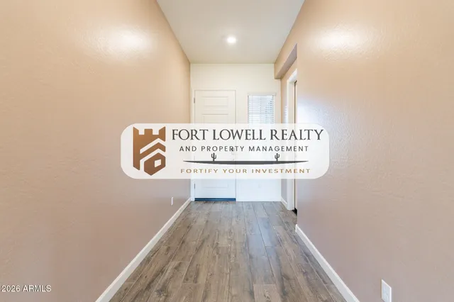 $2,300 | 2811 West Pollack Street, Phoenix, AZ 85041