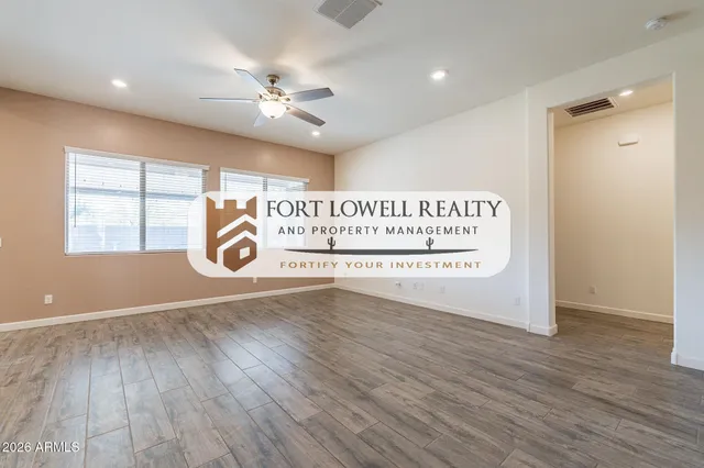 $2,300 | 2811 West Pollack Street, Phoenix, AZ 85041