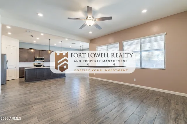 $2,300 | 2811 West Pollack Street, Phoenix, AZ 85041