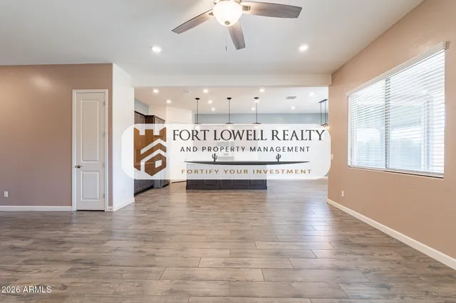 $2,300 | 2811 West Pollack Street, Phoenix, AZ 85041