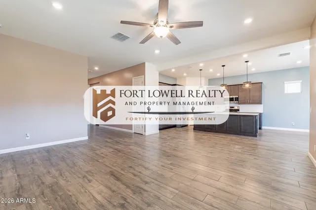 $2,300 | 2811 West Pollack Street, Phoenix, AZ 85041