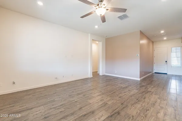 $2,300 | 2811 West Pollack Street, Phoenix, AZ 85041