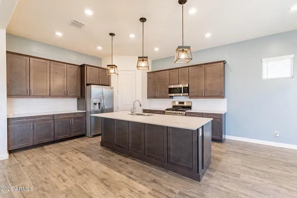 $2,300 | 2811 West Pollack Street, Phoenix, AZ 85041