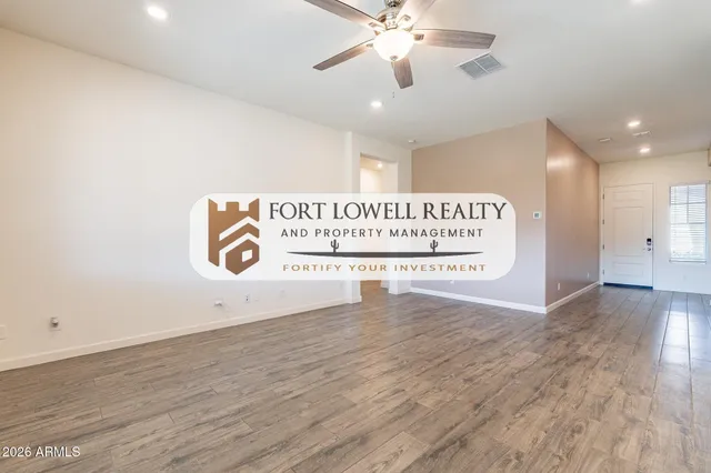 $2,300 | 2811 West Pollack Street, Phoenix, AZ 85041