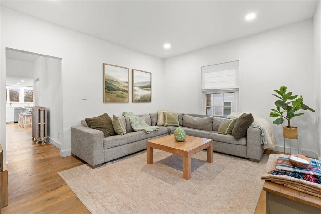 2 Highland Terrace Marblehead, MA 01945 - Photo 17 of 39