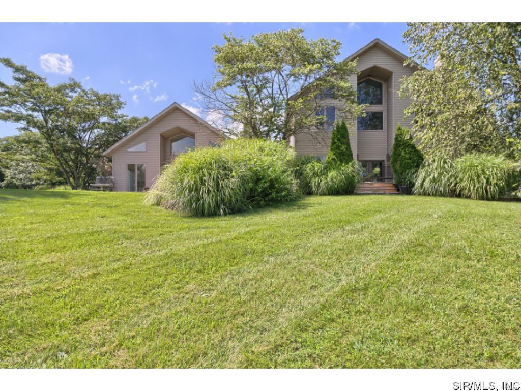6010 Renken Road Dorsey, IL 62021 - Photo 2 of 33