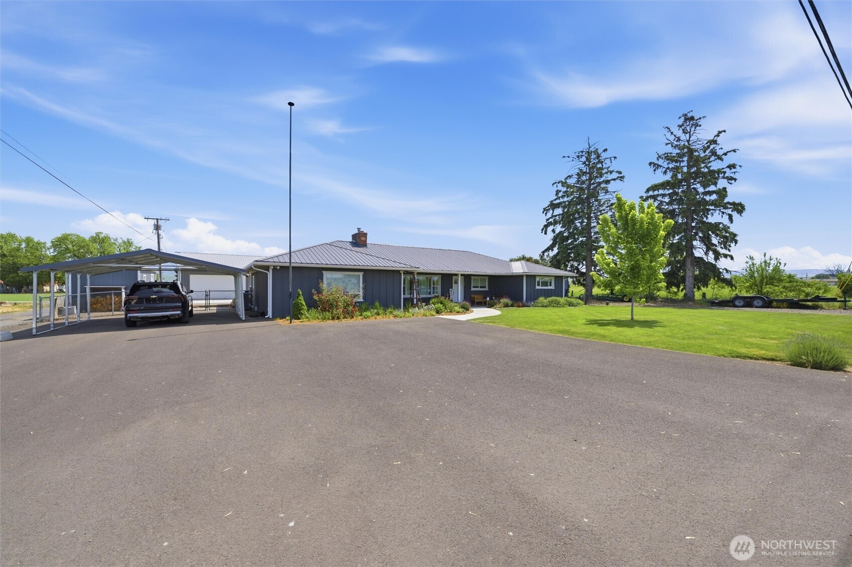 84507 Eastside Road Milton Freewater, OR 97862 - Photo 2 of 37