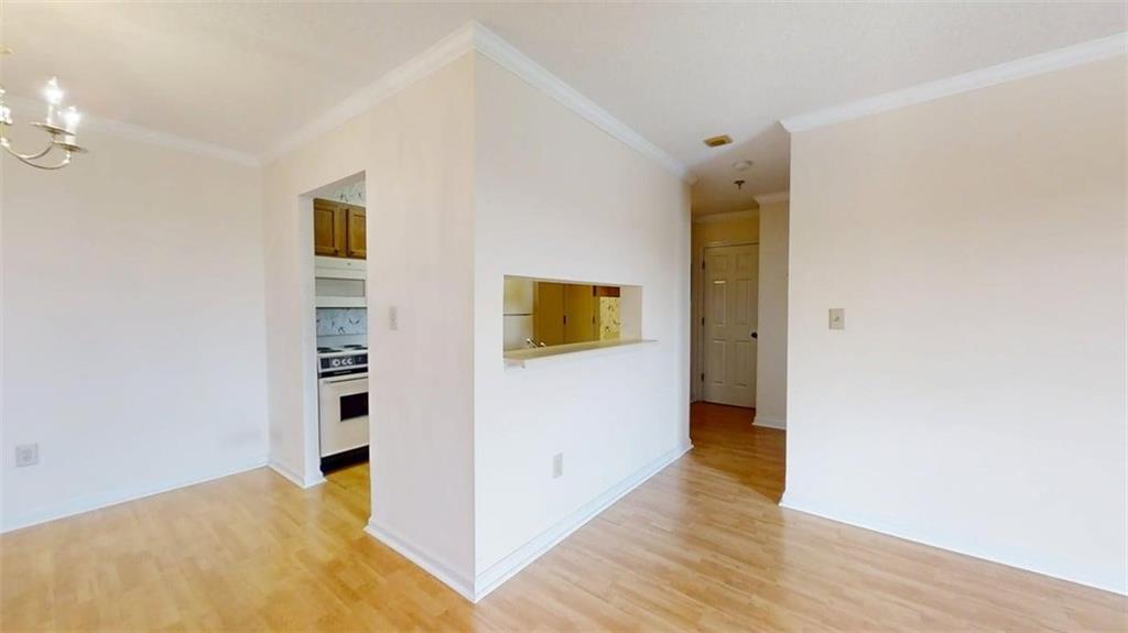 300 Johnson Ferry Road, Unit B607 Atlanta, GA 30328 - Photo 7 of 32