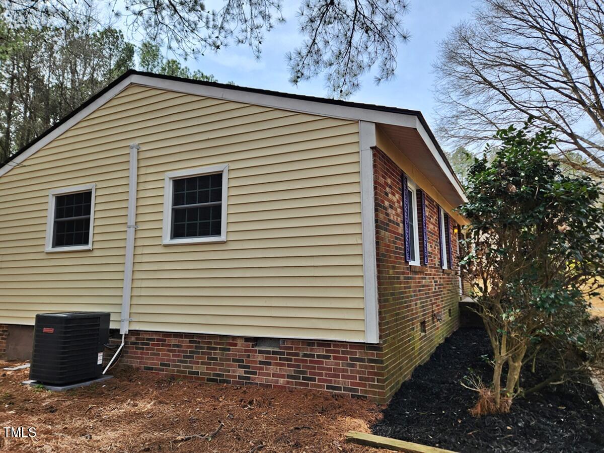 5024 Royal Acres Road Raleigh, NC 27610 - Photo 22 of 26 left side b