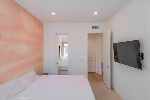 $429,995 | 27466 Mercantile Court, Unit 203, Valencia, CA 91381