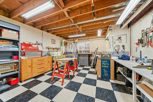 $425,000 | 752 North Brookdale Drive, Schaumburg, IL 60169