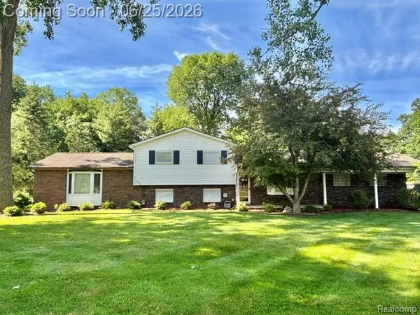 $329,900 | 8695 Stout Avenue, Grosse Ile, MI 48138
