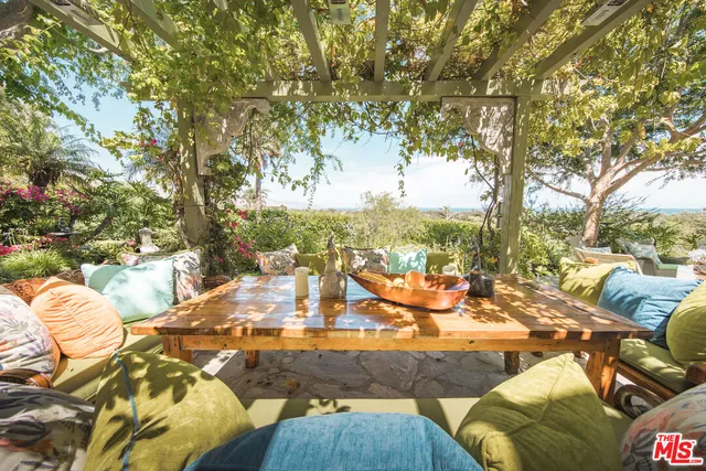 $40,000 | 6766 Portshead Road, Malibu, CA 90265