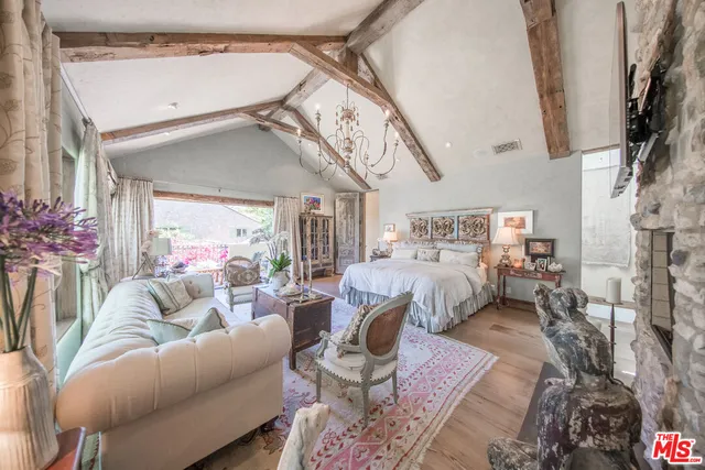 $40,000 | 6766 Portshead Road, Malibu, CA 90265