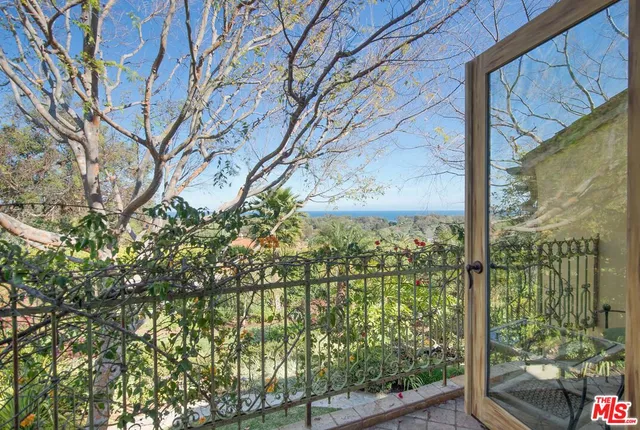 $40,000 | 6766 Portshead Road, Malibu, CA 90265