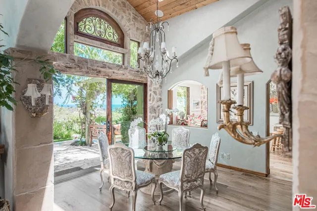 $40,000 | 6766 Portshead Road, Malibu, CA 90265