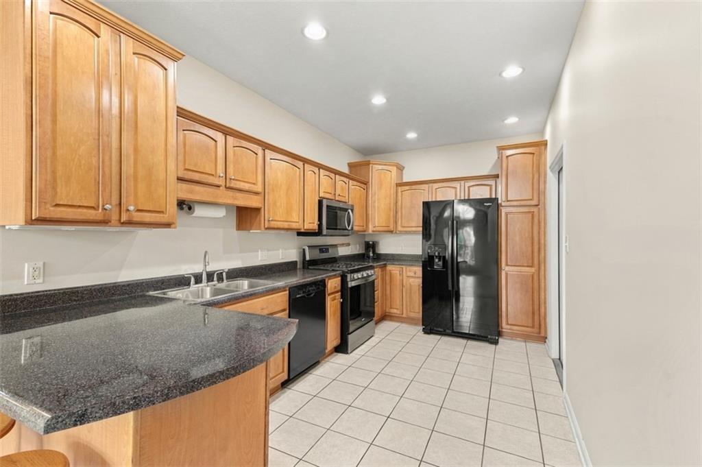 302 Saddlebrook Road Gibsonia, PA 15044 - Photo 14 of 42 Gallery Image 14