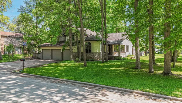 $490,000 | 1711 Robin Way, Appleton, WI 54915