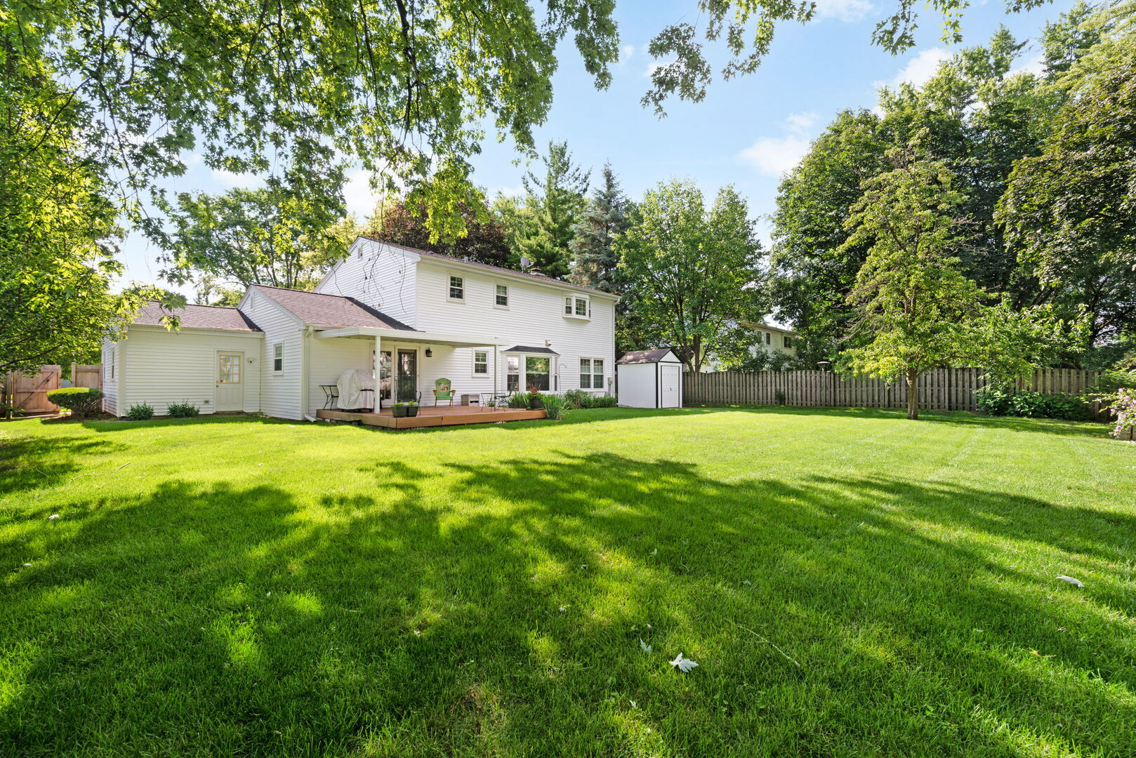 2-s054 Orchard Road Wheaton, IL 60189 - Photo 18 of 19 Gallery Image 18