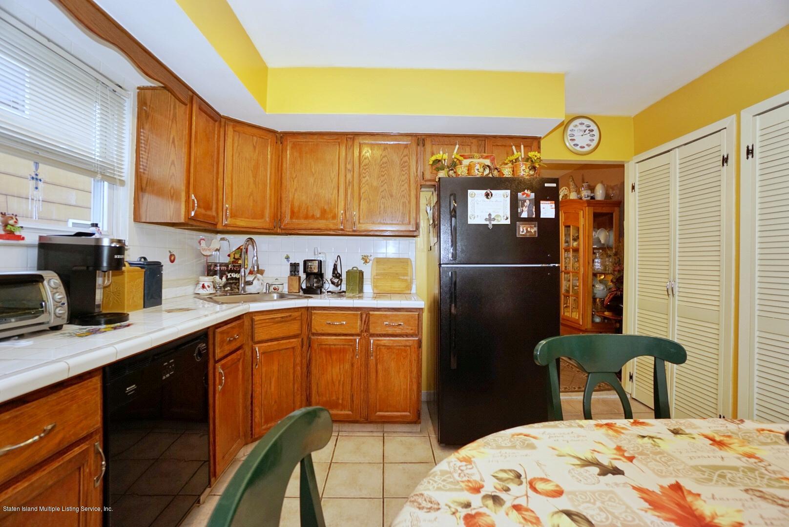 75 Purdue Street Staten Island, NY 10314 - Photo 13 of 44 Photo Dec 04, 1 55 39 PM