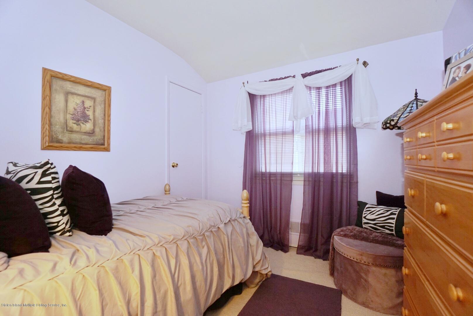 75 Purdue Street Staten Island, NY 10314 - Photo 25 of 44 Photo Dec 04, 2 00 23 PM