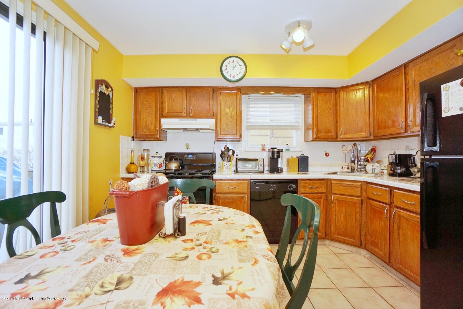 75 Purdue Street Staten Island, NY 10314 - Photo 10 of 44 Photo Dec 04, 1 55 18 PM