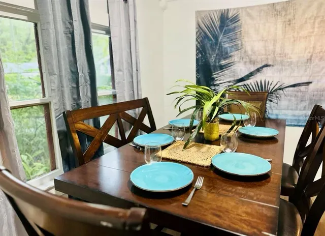 $2,950 | 7105 North 10th Street, Tampa, FL 33604