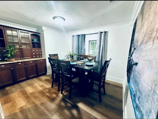 $2,950 | 7105 North 10th Street, Tampa, FL 33604