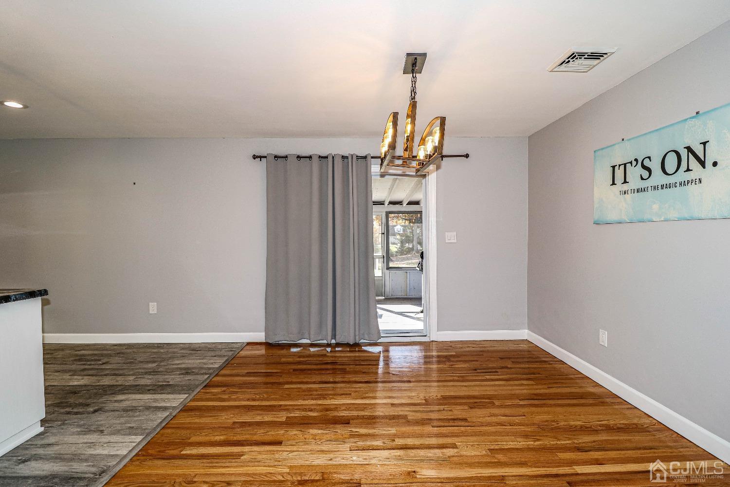 128 Voorhees Corner Road Flemington, NJ 08822 - Photo 6 of 31 Gallery Image 6