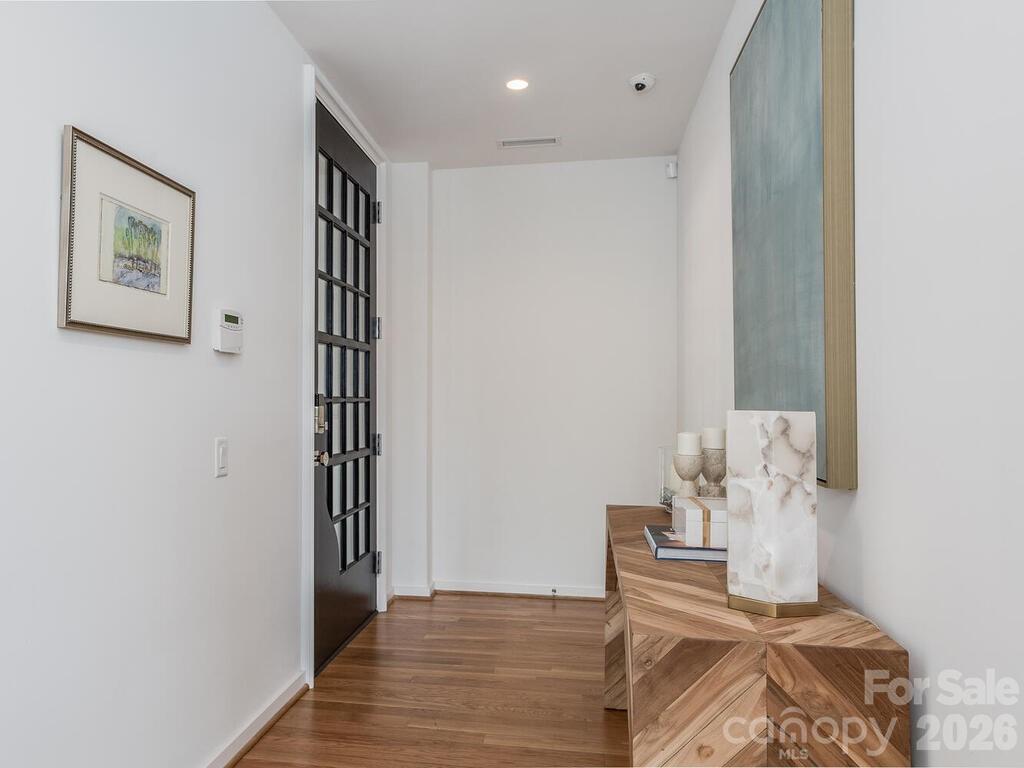1333 Queens Road, Unit D1 Charlotte, NC 28207 - Photo 3 of 15