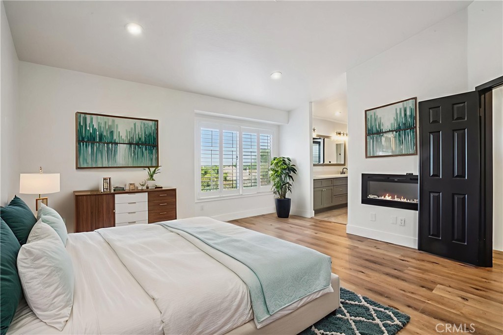 10691 Orchard View Lane Riverside, CA 92503 - Photo 13 of 46 This Image has been Virtually Staged.