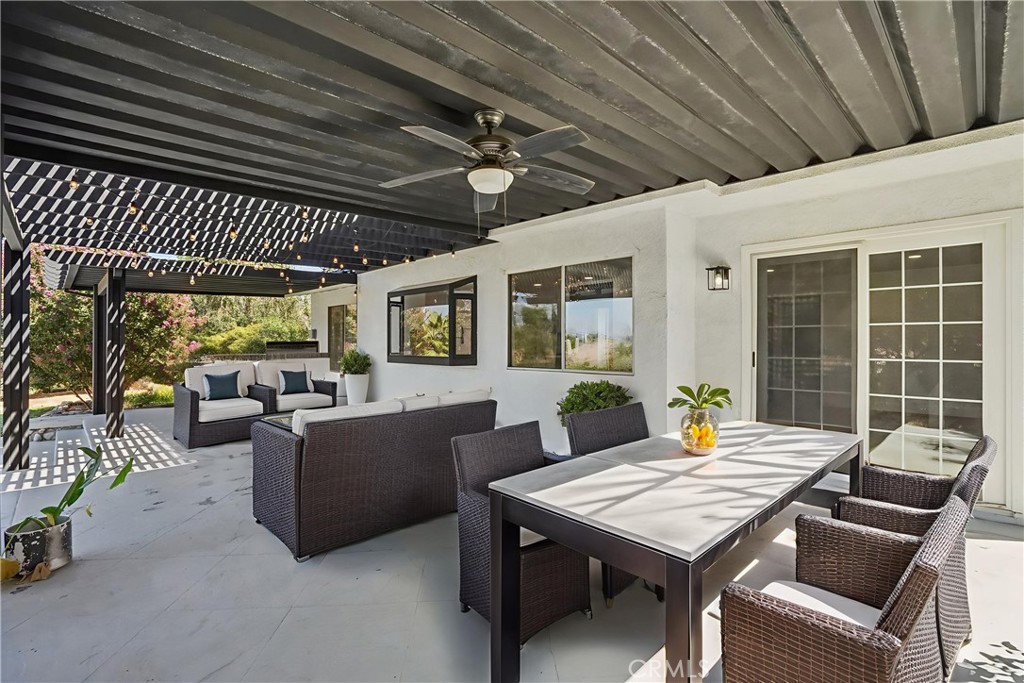 10691 Orchard View Lane Riverside, CA 92503 - Photo 25 of 46 This Image has been Virtually Staged.