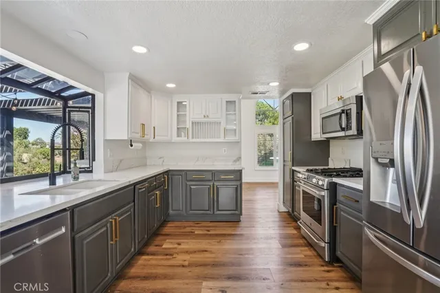 $935,000 | 10691 Orchard View Lane, Riverside, CA 92503