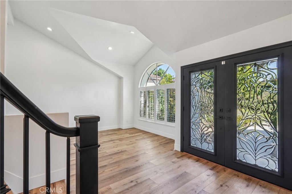 10691 Orchard View Lane Riverside, CA 92503 - Photo 6 of 46